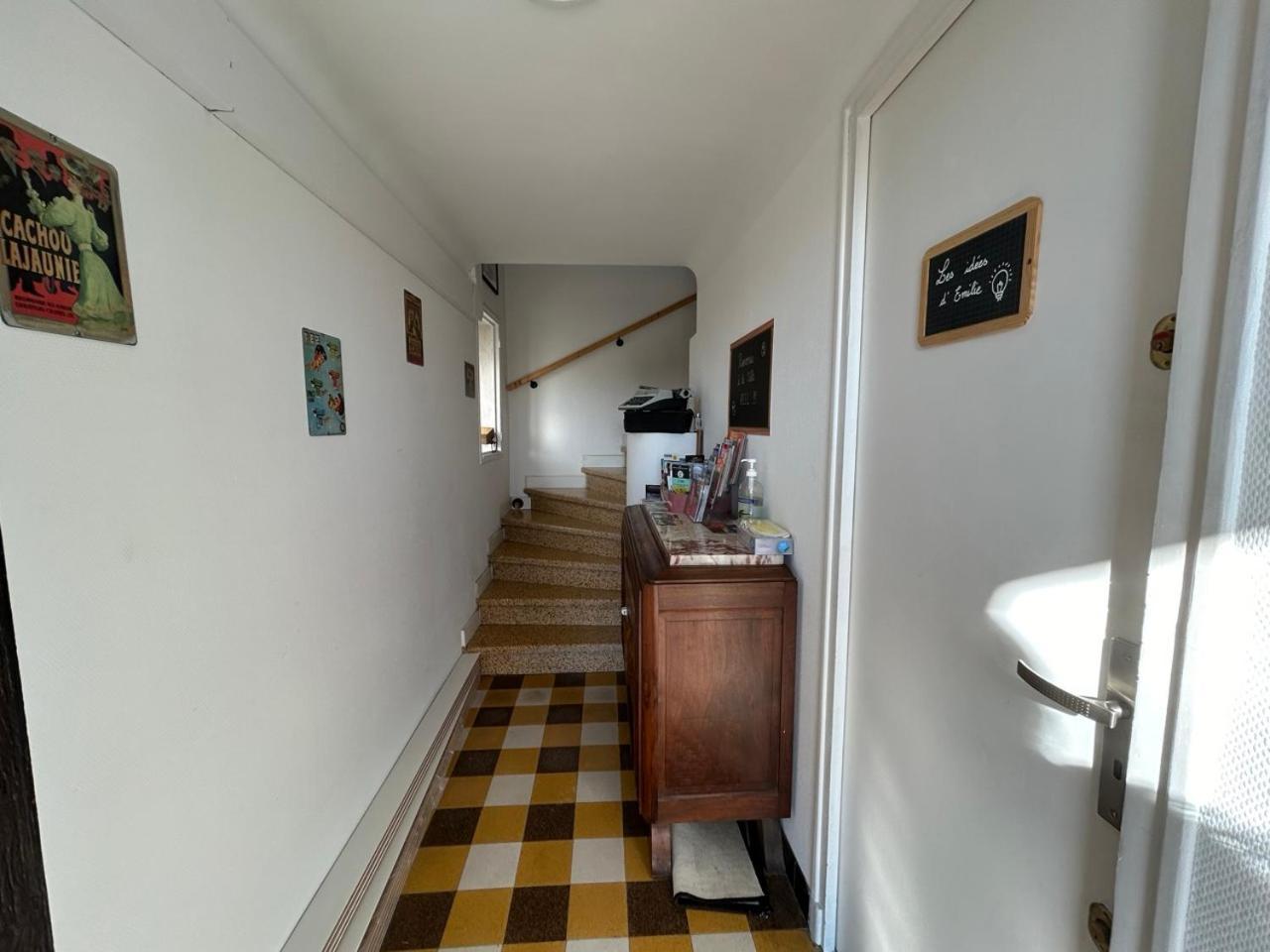 Appartement Les Voyages De Romane ナルボンヌ エクステリア 写真