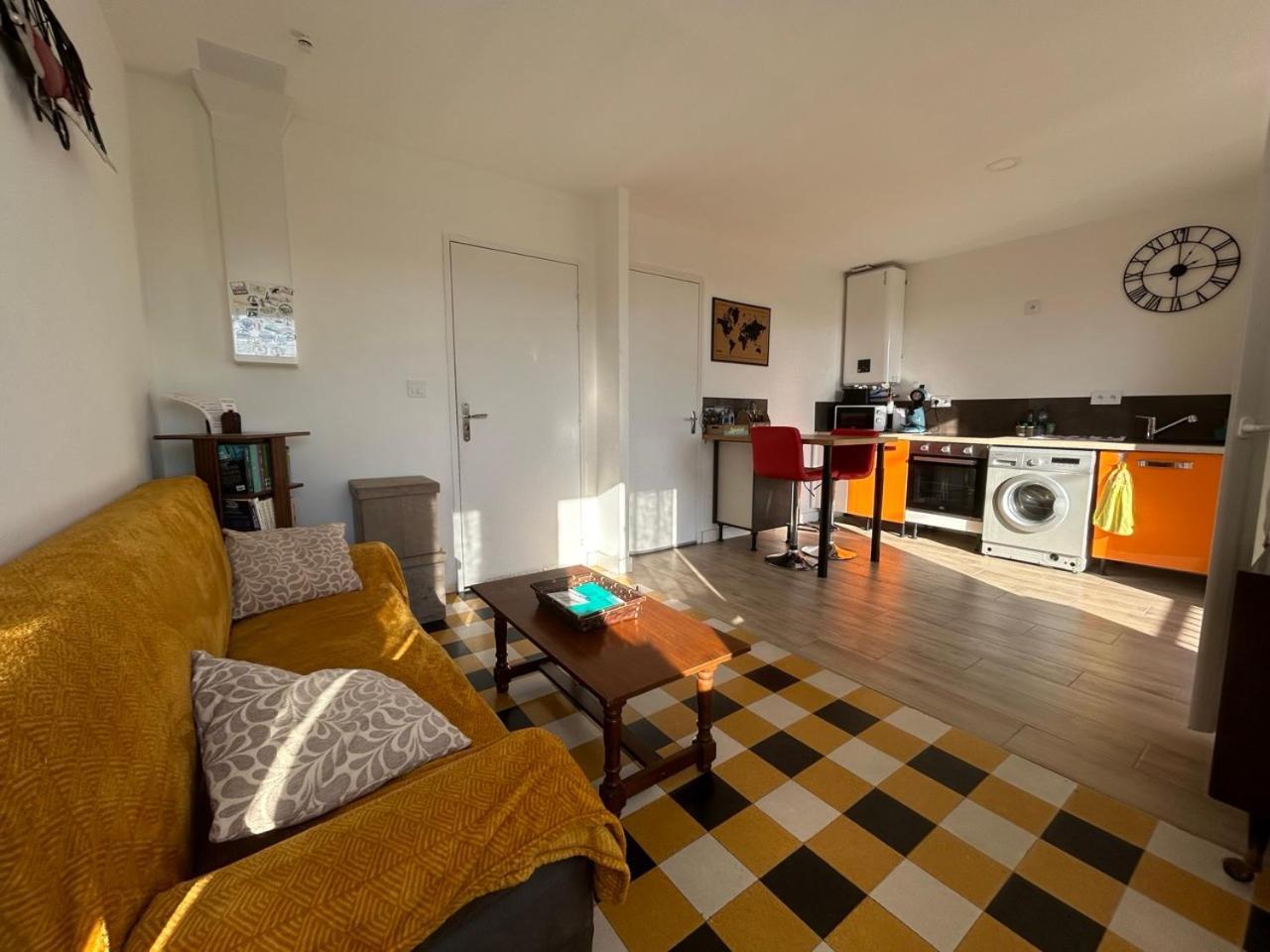 Appartement Les Voyages De Romane ナルボンヌ エクステリア 写真